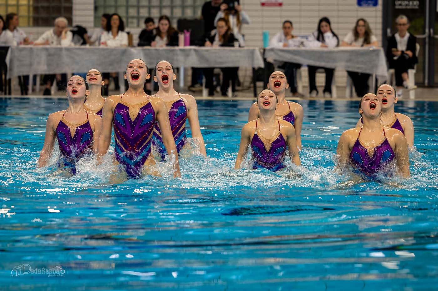 תחרות שחייה אמנותית